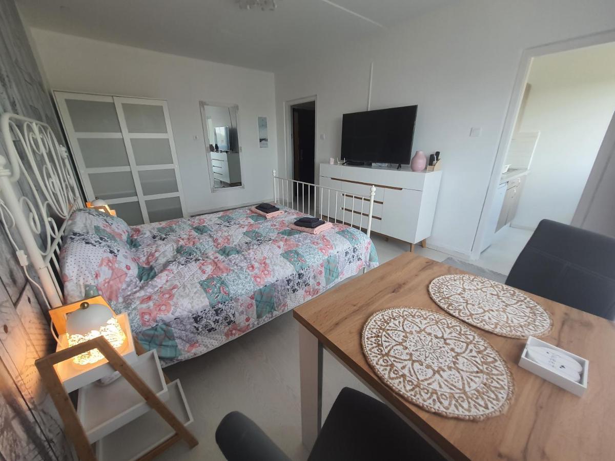 Hegyalja Apartman Μίσκολτς Εξωτερικό φωτογραφία